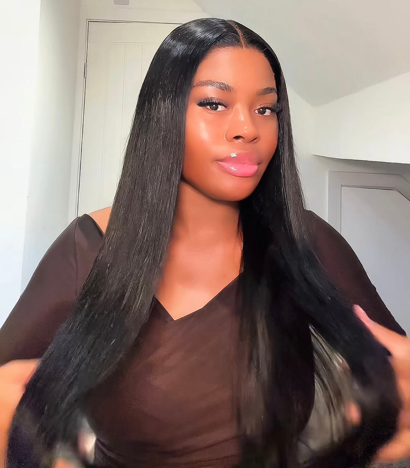 DH Luxury 30" Straight Human Hair Wig - HD Lace Front 13x6 (Natural Black)
