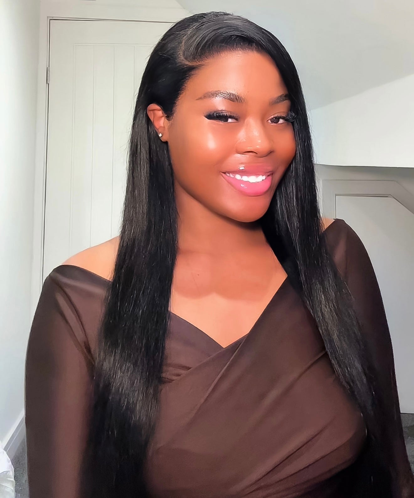 DH Luxury 30" Straight Human Hair Wig - HD Lace Front 13x6 (Natural Black)