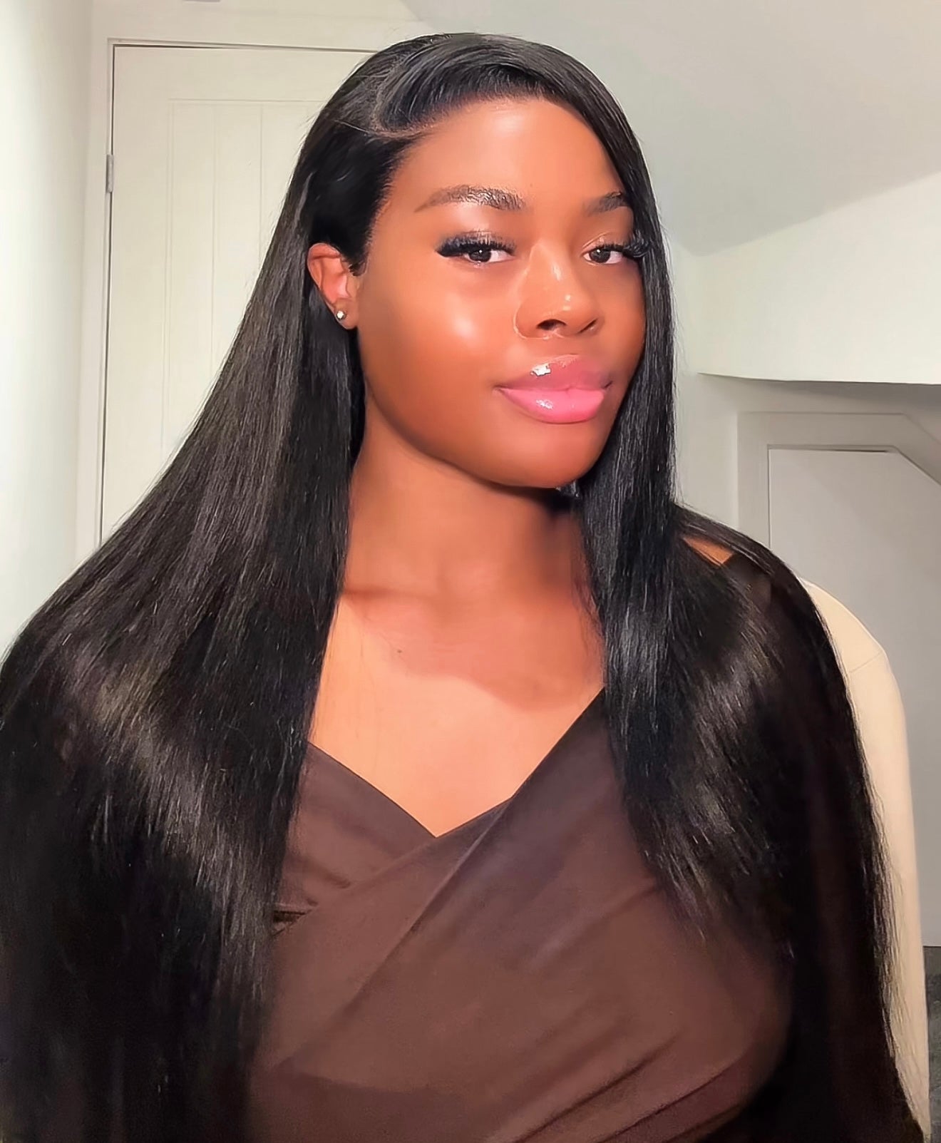 DH Luxury 30" Straight Human Hair Wig - HD Lace Front 13x6 (Natural Black)